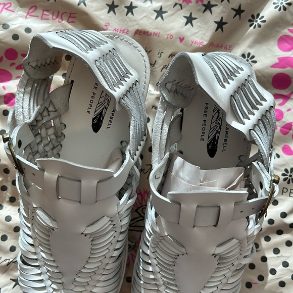 Jeffrey Campbell Free People White Wedge Sandals - Size 8 - Worn once - Picture 2 of 14